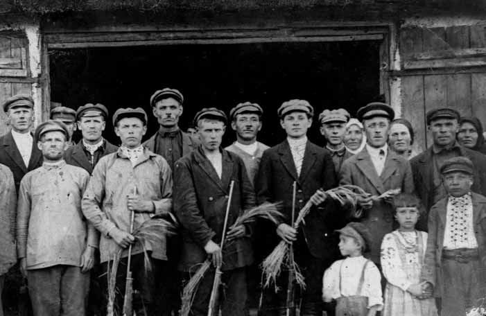 Historical Photographs of the Holodomor - HREC Education